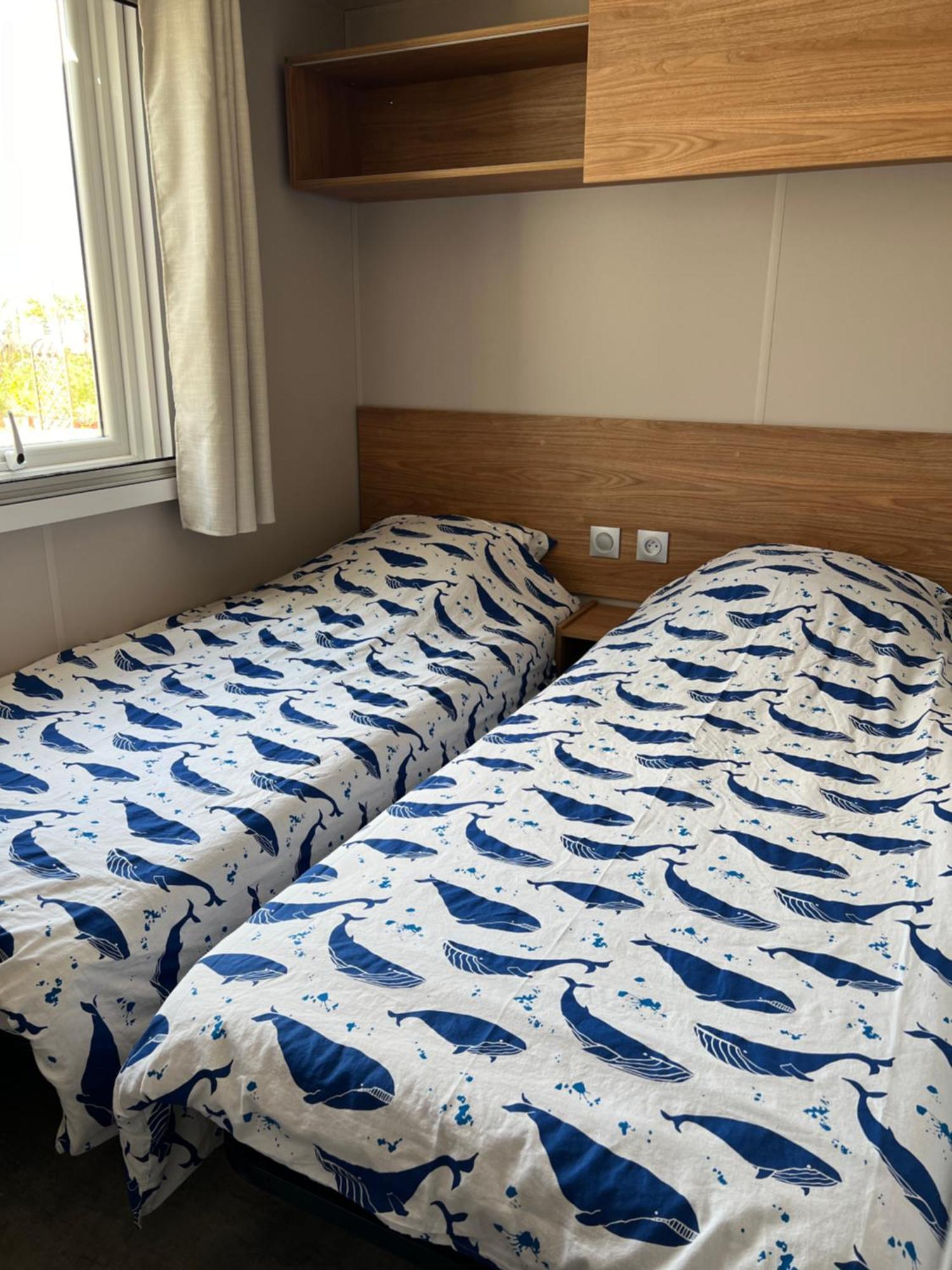 Mobil Home Neuf 6 P Climatise A Hyeres A 200 M De La Mer Dans Camping 4 Etoiles Extérieur photo